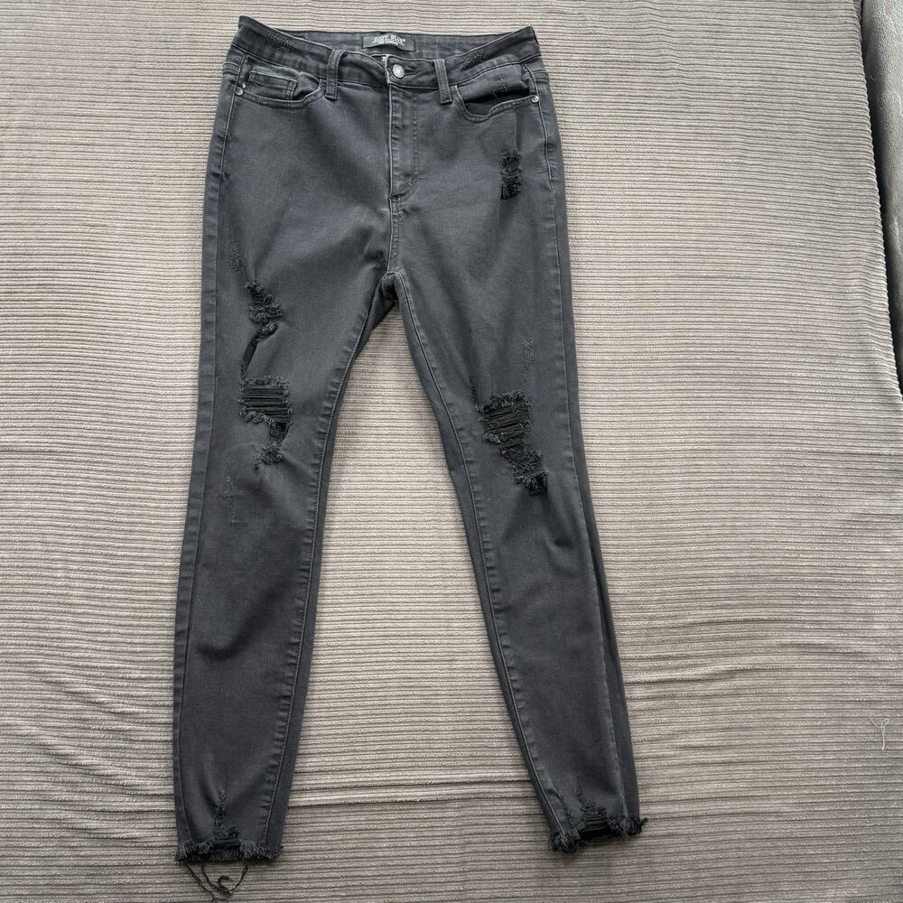 Judy Blue Jeans Women 11/30 Black Cotton High Rise Comfort Distressed Raw Hem.